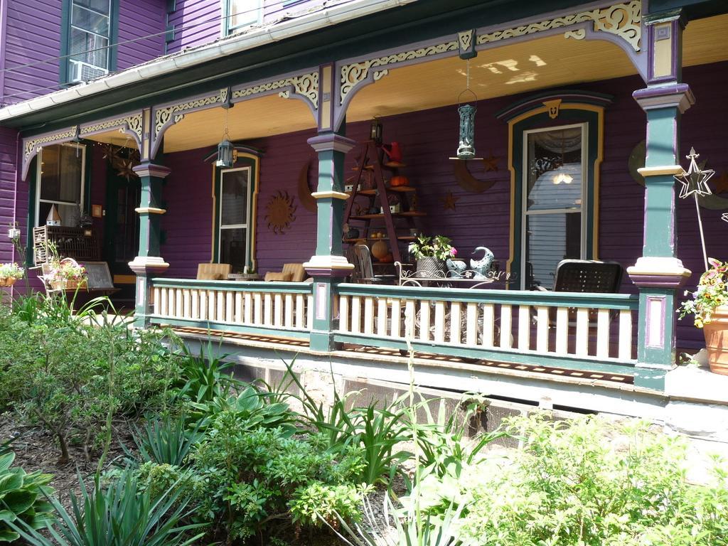 Amethyst Inn Adamstown Екстериор снимка